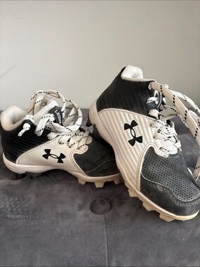Under Armour Kids Black and White Athletic Cleats